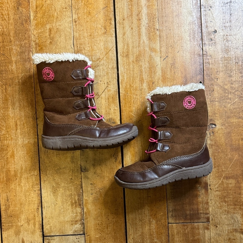 Oshkosh Brown Pink Winter Boots with Faux Fur lining size 10 zippered sides